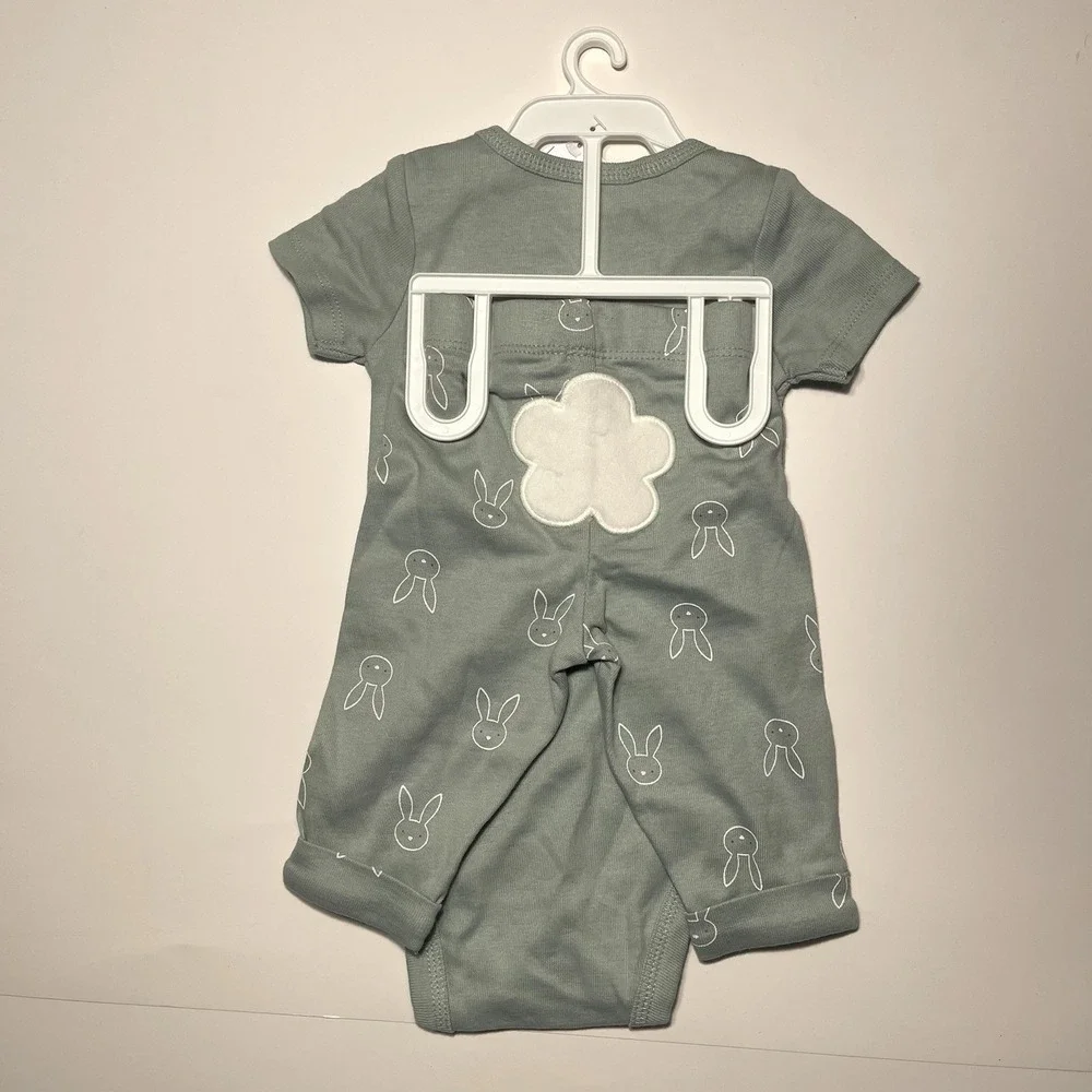 Carter's Baby Boy Outfit Set Newborn Plaid Bodysuit Bunny Pants NWT‎